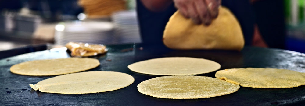 Traditional Griddle  Mexican Tortilla Machines